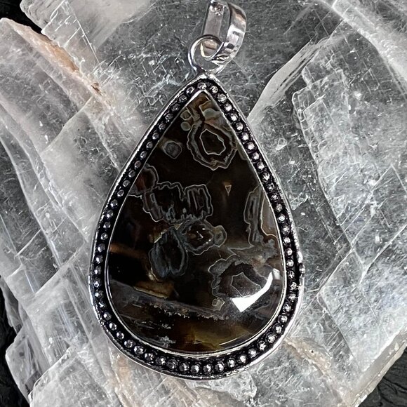 Stick Agate Pendant Stone Crystal Jewelry - Picture 6 of 8